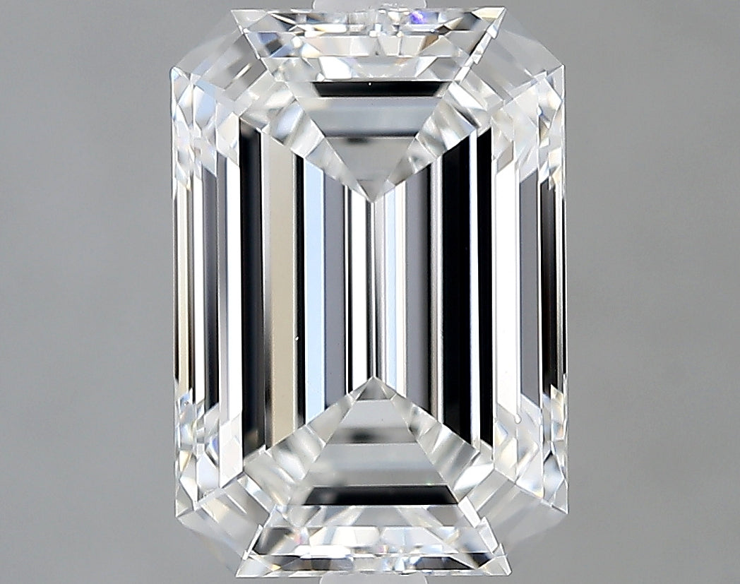 Lab-Grown 3.18 Carat Emerald Cut Diamond color E Clarity VVS2, precious stones, engagement diamonds