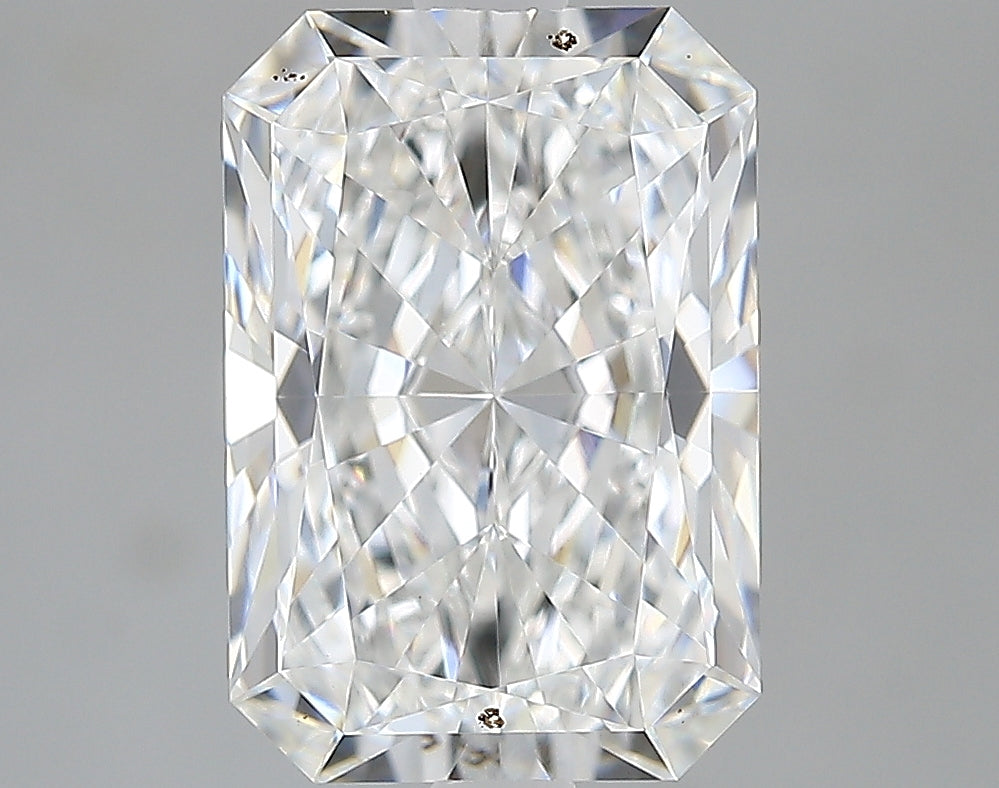 Lab-Grown 2.60 Carat Radiant Cut Diamond color E Clarity VVS2, precious stones, engagement diamonds