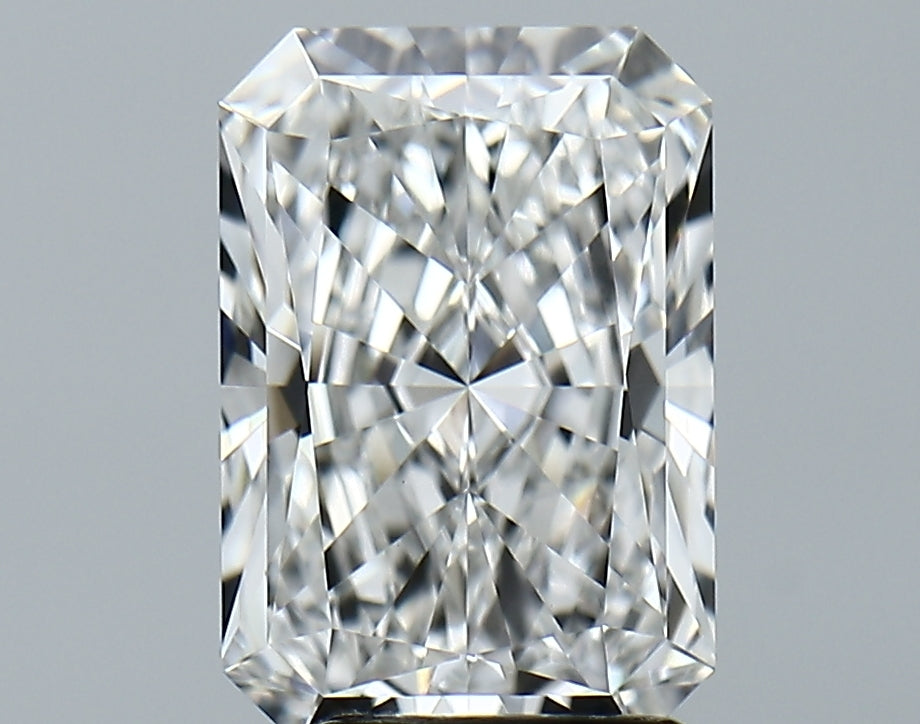 Lab-Grown 3.37 Carat Radiant Cut Diamond color E Clarity VVS2, precious stones, engagement diamonds