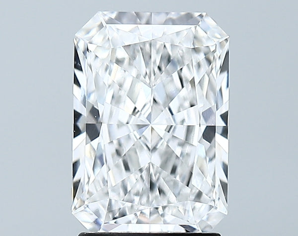 Lab-Grown 2.17 Carat Radiant Cut Diamond color E Clarity VVS2 With GIA Certificate, precious stones, engagement diamonds