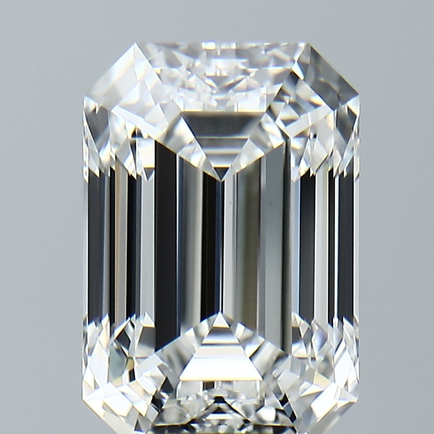Lab-Grown 5.61 Carat Emerald Cut Diamond color F Clarity VVS2, precious stones, engagement diamonds