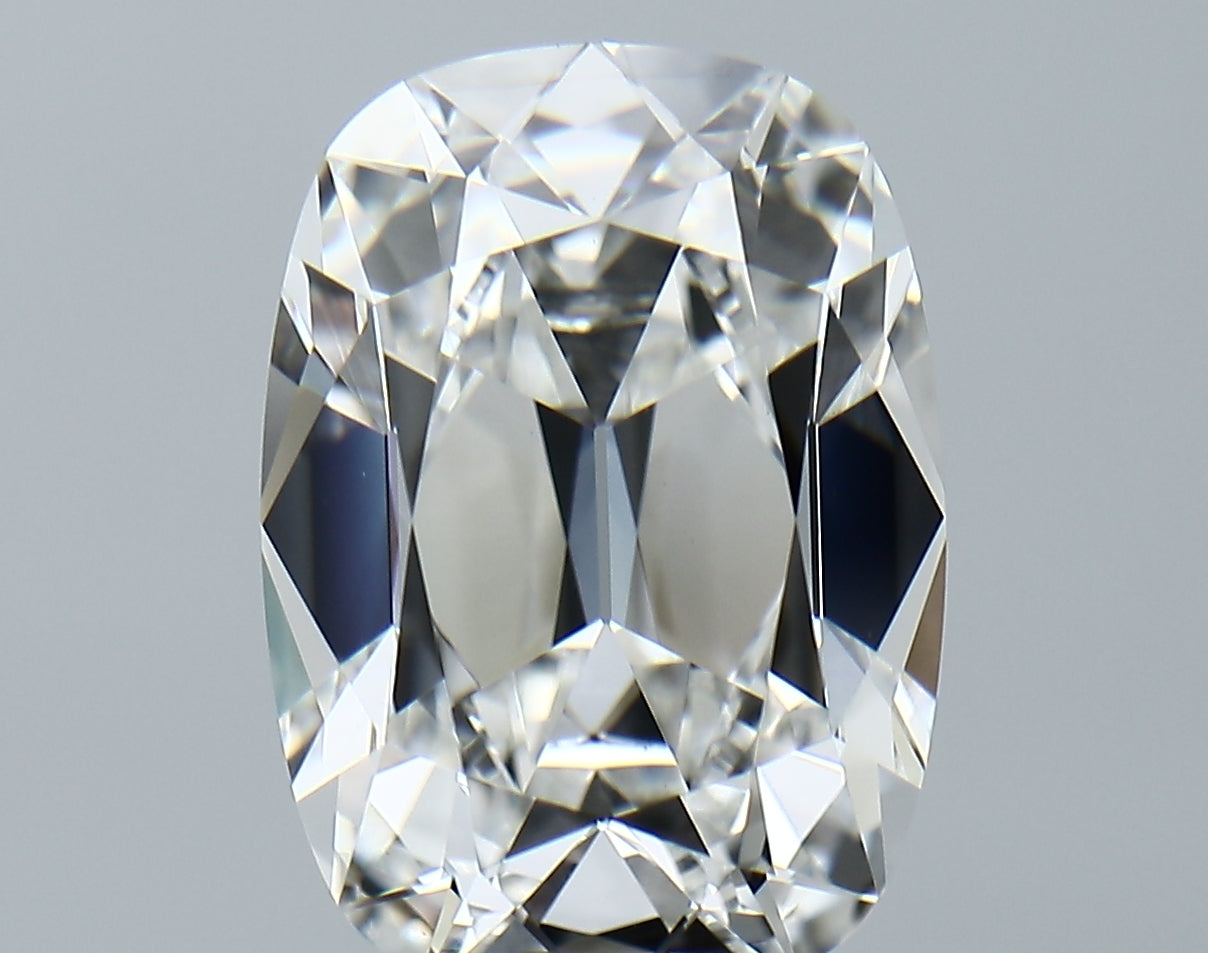 Lab-Grown 7.56 Carat Antique Cushion Cut Diamond color E Clarity VVS2, precious stones, engagement diamonds