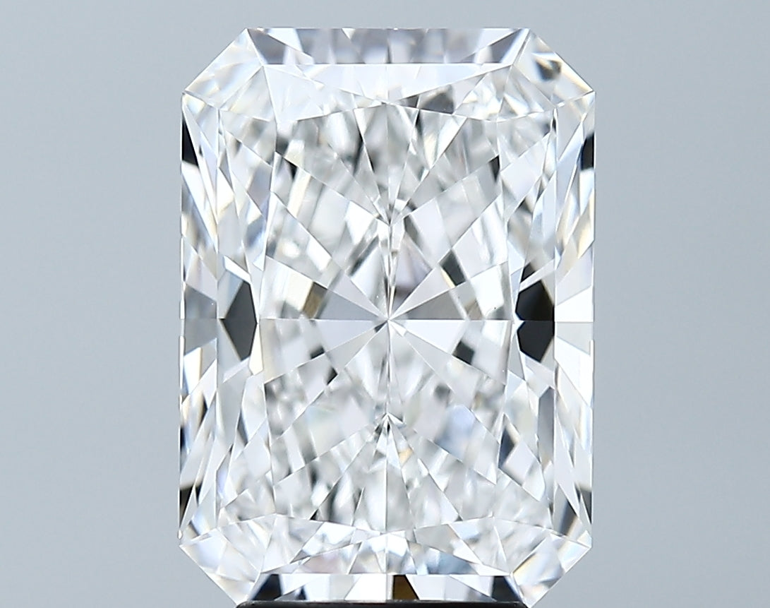 Lab-Grown 4.62 Carat Radiant Cut Diamond color E Clarity VS1 With GIA Certificate, precious stones, engagement diamonds