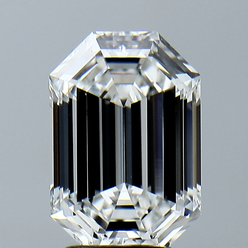 Lab-Grown 3.25 Carat Emerald Cut Diamond color F Clarity VVS2, precious stones, engagement diamonds