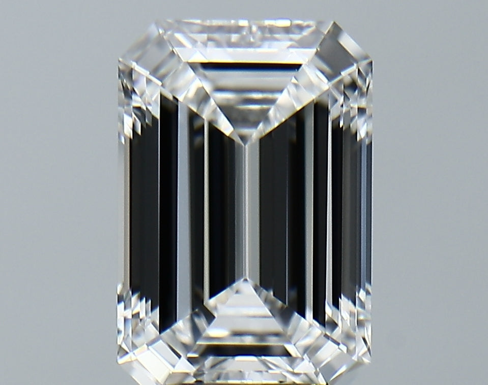 Lab-Grown 3.59 Carat Emerald Cut Diamond color E Clarity VVS2, precious stones, engagement diamonds