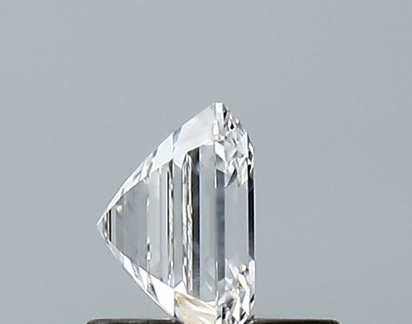 Lab-Grown 1.00 Carat Square Emerald Cut Diamond color E Clarity VVS2 With GIA Certificate, precious stones, engagement diamonds