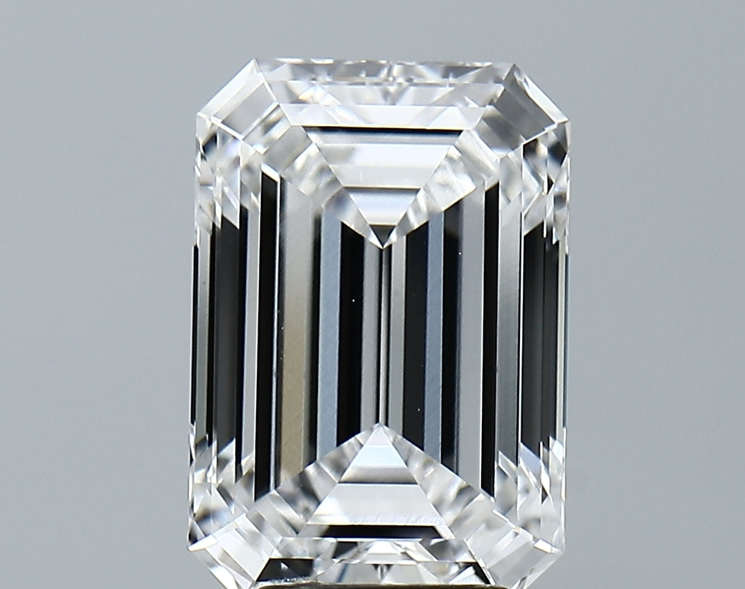 Lab-Grown 4.85 Carat Emerald Cut Diamond color E Clarity VS1 With GIA Certificate, precious stones, engagement diamonds