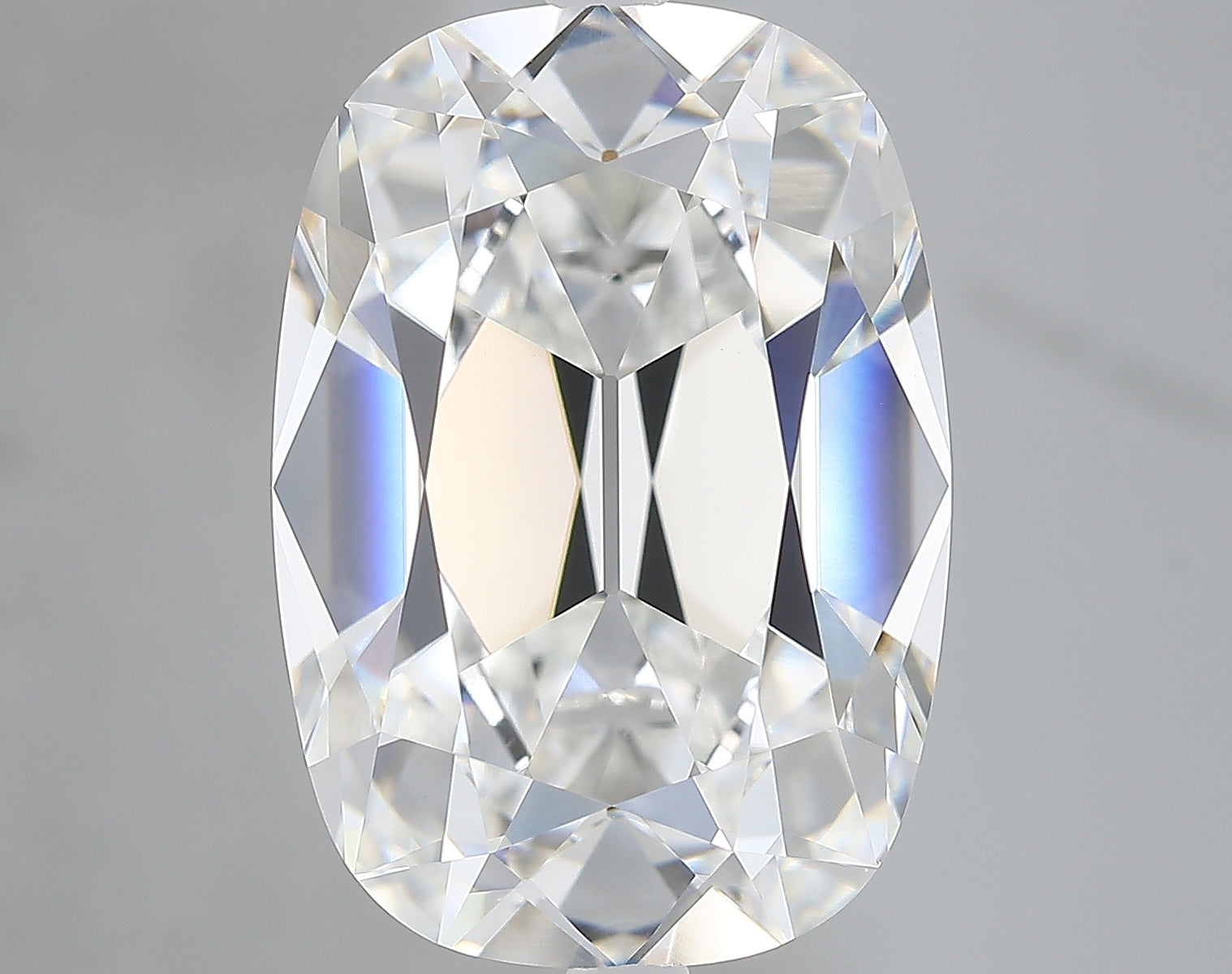 Lab-Grown 8.76 Carat Antique Cushion Cut Diamond color E Clarity VVS2, precious stones, engagement diamonds
