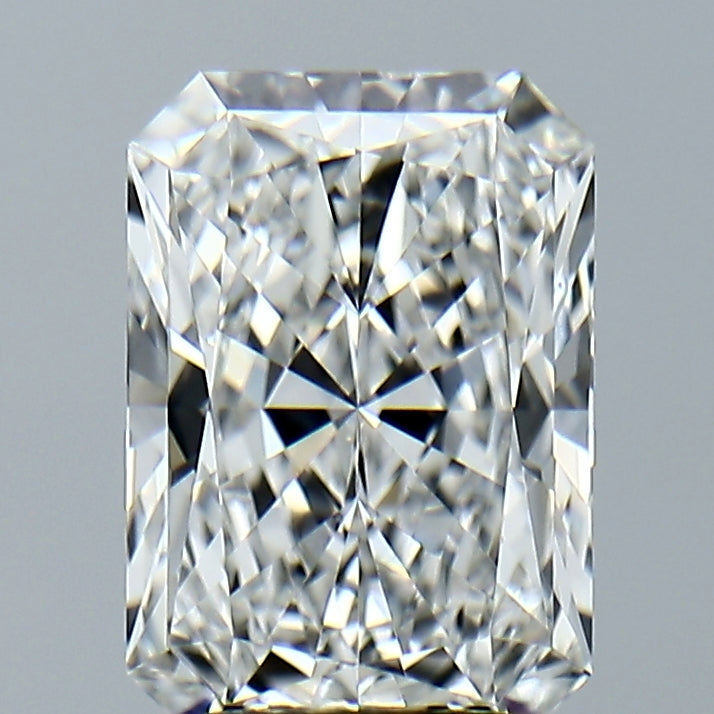 Lab-Grown 2.76 Carat Radiant Cut Diamond color E Clarity VVS2, precious stones, engagement diamonds