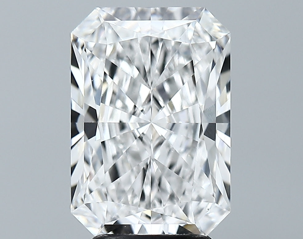Lab-Grown 3.74 Carat Radiant Cut Diamond color E Clarity VVS2 With GIA Certificate, precious stones, engagement diamonds