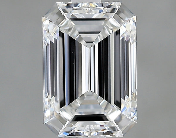 Lab-Grown 2.11 Carat Emerald Cut Diamond color E Clarity VVS2, precious stones, engagement diamonds