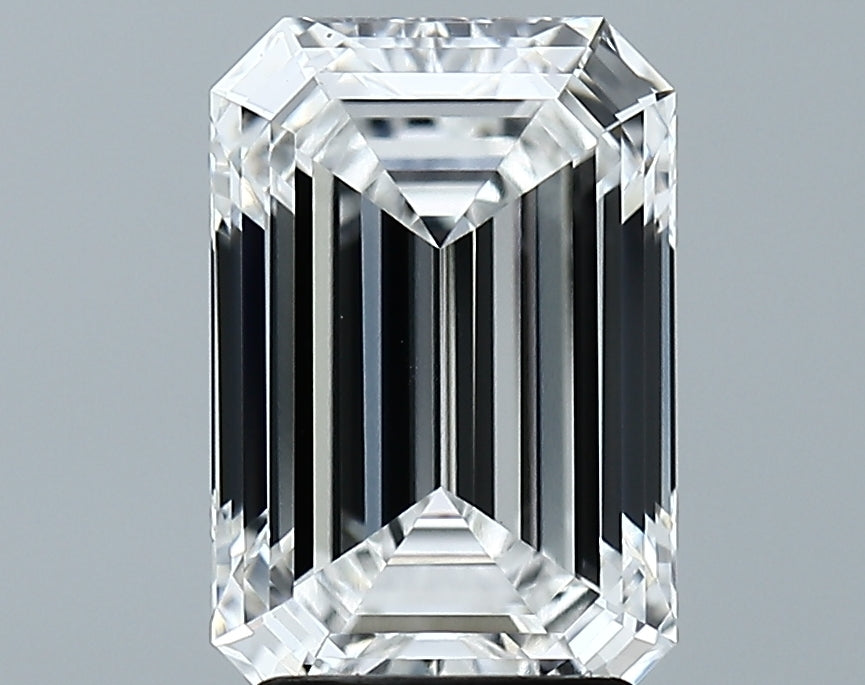 Lab-Grown 3.11 Carat Emerald Cut Diamond color E Clarity VVS2, precious stones, engagement diamonds