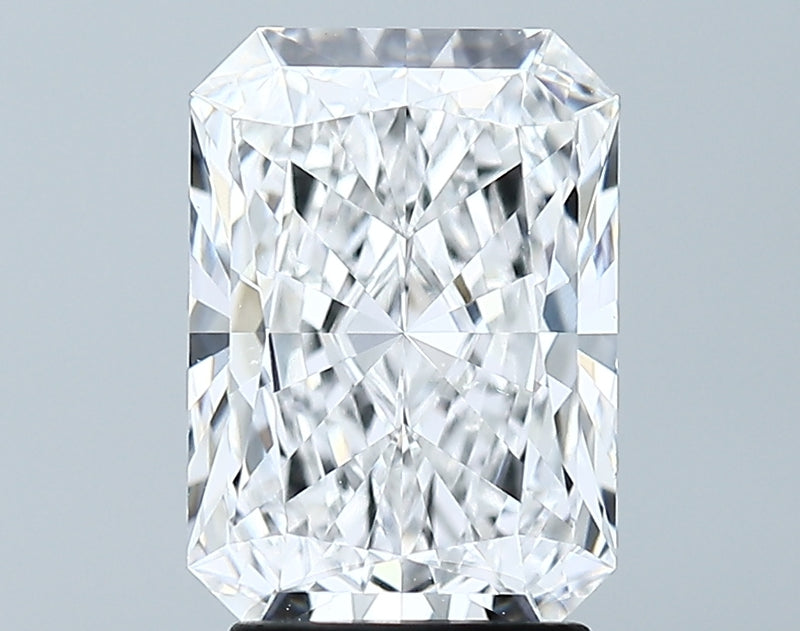 Lab-Grown 2.75 Carat Radiant Cut Diamond color E Clarity VVS2 With GIA Certificate, precious stones, engagement diamonds