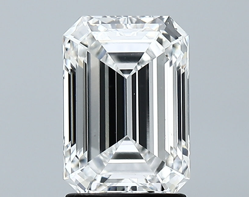 Lab-Grown 2.15 Carat Emerald Cut Diamond color E Clarity VS2 With GIA Certificate, precious stones, engagement diamonds