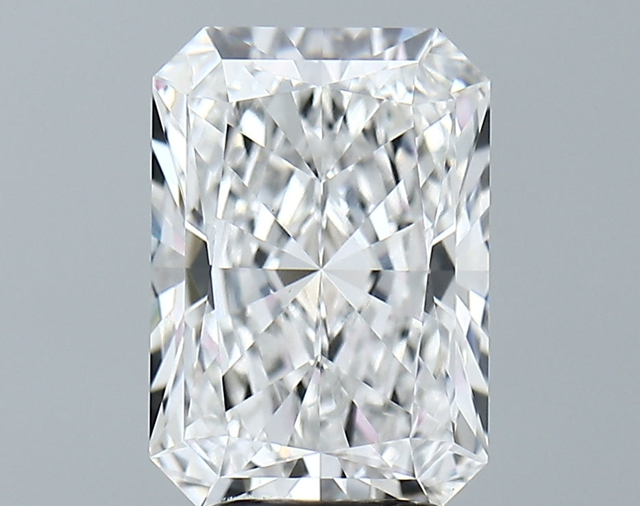 Lab-Grown 3.35 Carat Radiant Cut Diamond color E Clarity VVS2 With GIA Certificate, precious stones, engagement diamonds