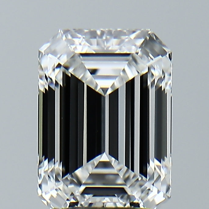 Lab-Grown 2.60 Carat Emerald Cut Diamond color E Clarity VVS2, precious stones, engagement diamonds