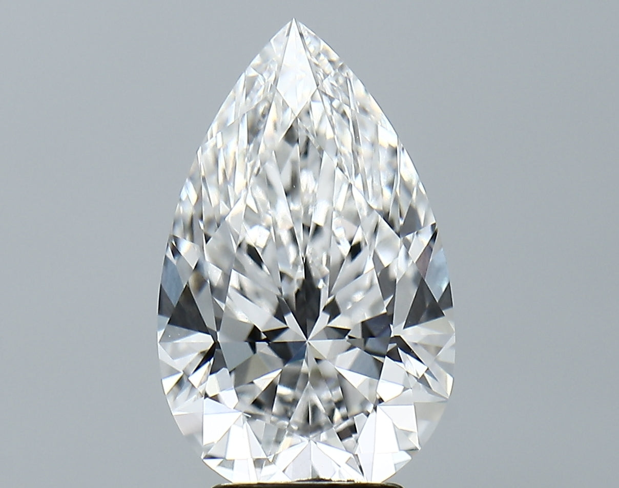 Lab-Grown 3.89 Carat Pear Shape Diamond color E Clarity VVS2 With GIA Certificate, precious stones, engagement diamonds