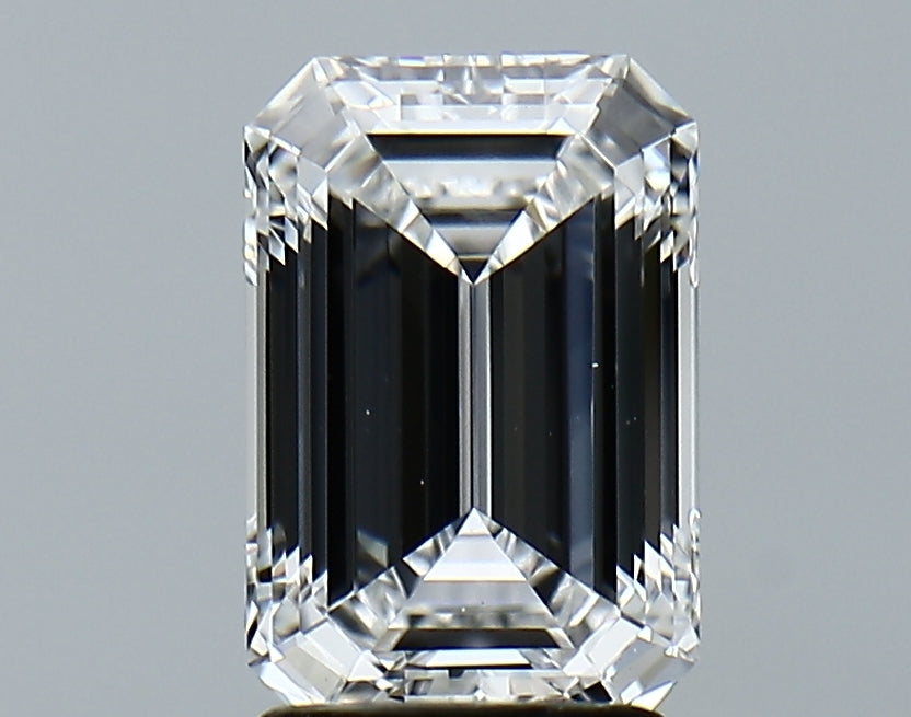 Lab-Grown 2.09 Carat Emerald Cut Diamond color E Clarity VS1 With GIA Certificate, precious stones, engagement diamonds