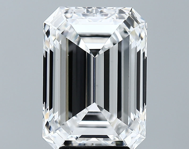 Lab-Grown 5.04 Carat Emerald Cut Diamond color E Clarity VS1 With GIA Certificate, precious stones, engagement diamonds