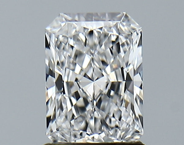 Lab-Grown 1.06 Carat Radiant Cut Diamond color E Clarity VVS2 With GIA Certificate, precious stones, engagement diamonds
