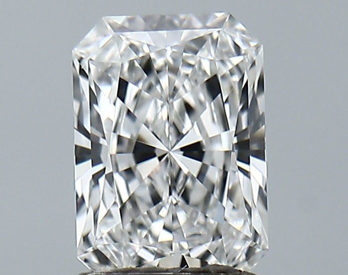 Lab-Grown 1.46 Carat Radiant Cut Diamond color E Clarity VVS2, precious stones, engagement diamonds