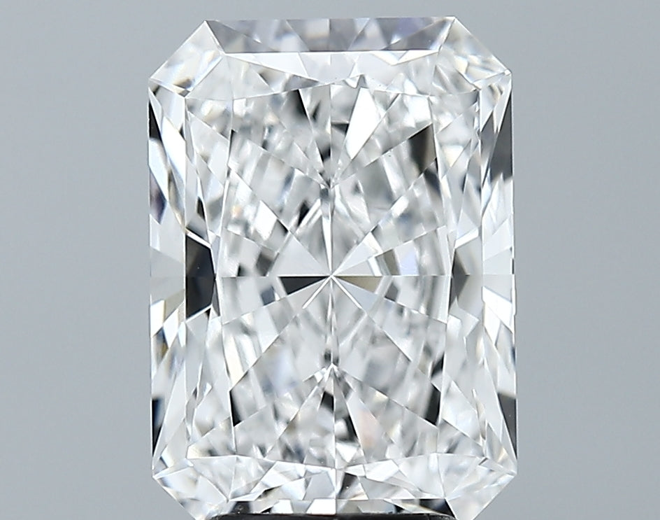 Lab-Grown 3.77 Carat Radiant Cut Diamond color E Clarity VVS2 With GIA Certificate, precious stones, engagement diamonds