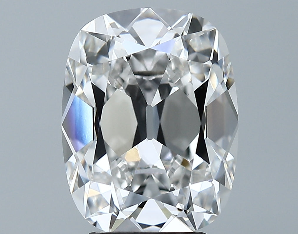 Lab-Grown 3.26 Carat Antique Cushion Cut Diamond color E Clarity VS1 With GIA Certificate, precious stones, engagement diamonds