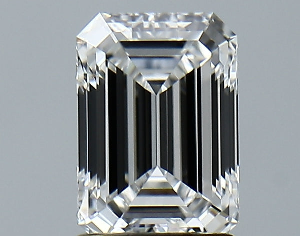Lab-Grown 1.50 Carat Emerald Cut Diamond color D Clarity VVS2, precious stones, engagement diamonds