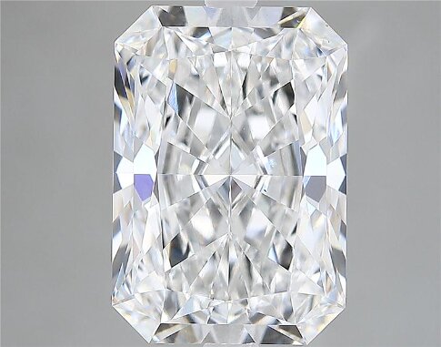 Lab-Grown 4.52 Carat Radiant Cut Diamond color E Clarity VS1, precious stones, engagement diamonds