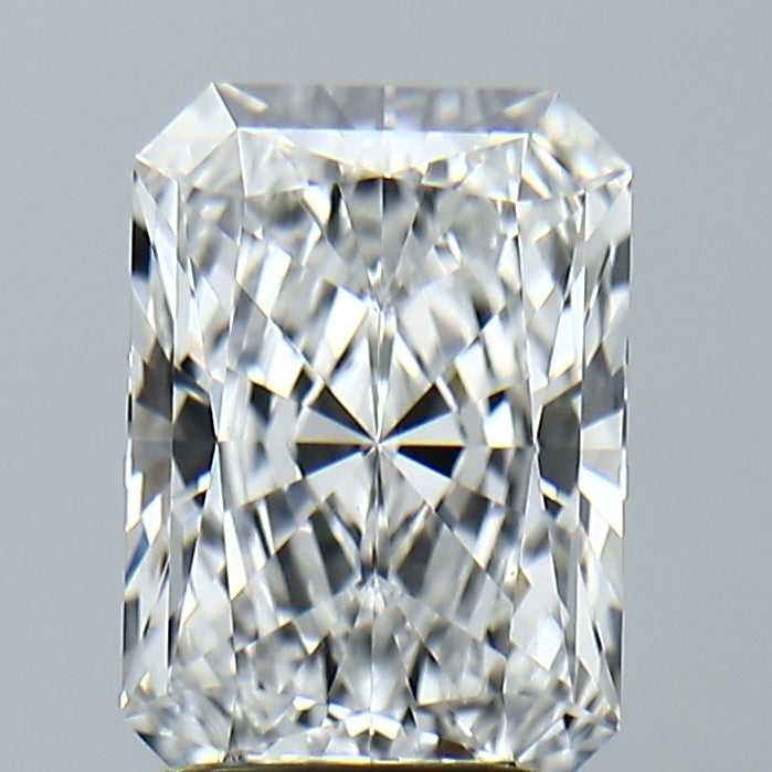 Lab-Grown 2.55 Carat Radiant Cut Diamond color E Clarity VVS2, precious stones, engagement diamonds