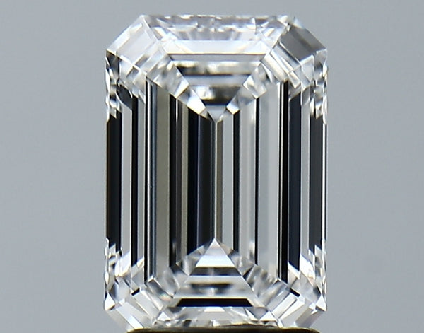 Lab-Grown 2.14 Carat Emerald Cut Diamond color E Clarity VVS2 With GIA Certificate, precious stones, engagement diamonds