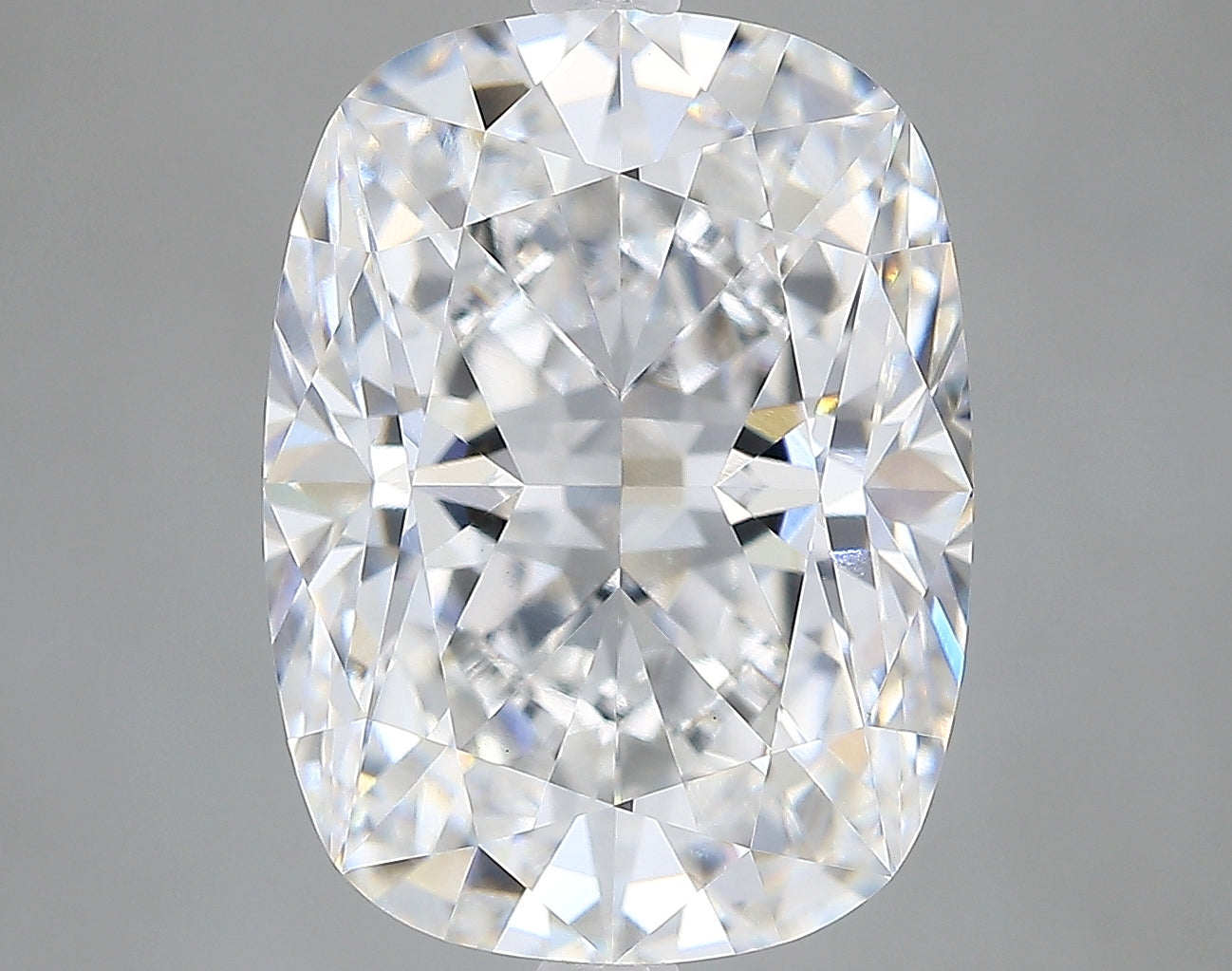Lab-Grown 5.66 Carat Cushion Brilliant Diamond color E Clarity VS1 With GIA Certificate, precious stones, engagement diamonds