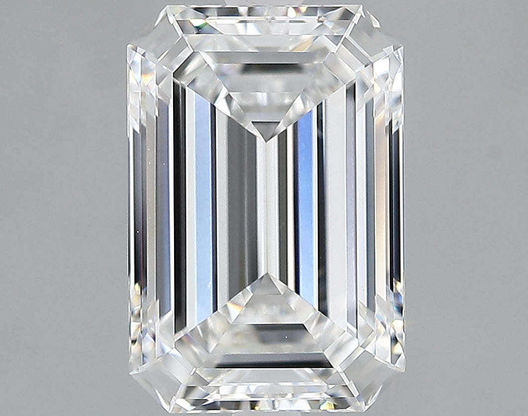 Lab-Grown 3.14 Carat Emerald Cut Diamond color E Clarity VVS2, precious stones, engagement diamonds