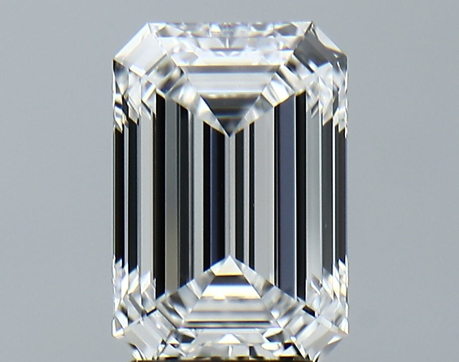 Lab-Grown 3.11 Carat Emerald Cut Diamond color D Clarity VVS2, precious stones, engagement diamonds