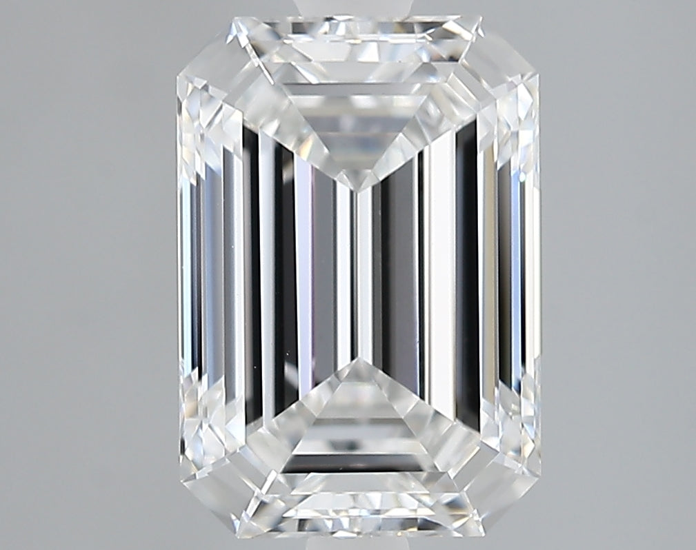 Lab-Grown 2.60 Carat Emerald Cut Diamond color E Clarity VVS2, precious stones, engagement diamonds
