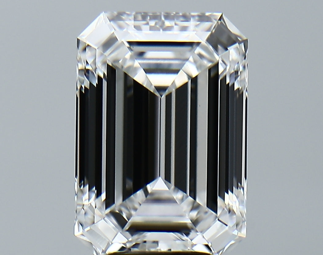 Lab-Grown 5.21 Carat Emerald Cut Diamond color E Clarity VS1 With GIA Certificate, precious stones, engagement diamonds