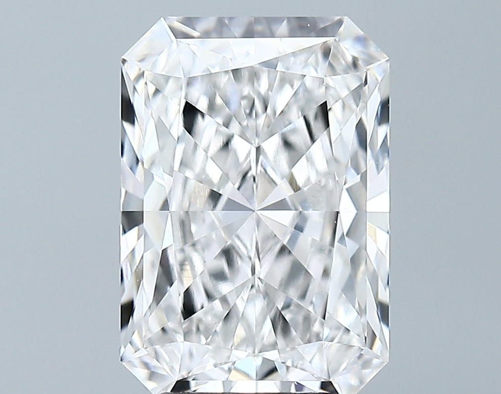 Lab-Grown 3.72 Carat Radiant Cut Diamond color E Clarity VVS2 With GIA Certificate, precious stones, engagement diamonds