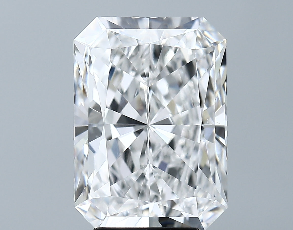 Lab-Grown 5.09 Carat Radiant Cut Diamond color E Clarity VS2 With GIA Certificate, precious stones, engagement diamonds