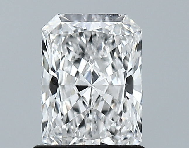 Lab-Grown 1.06 Carat Radiant Cut Diamond color D Clarity VVS2, precious stones, engagement diamonds