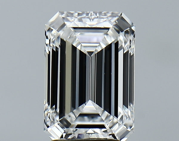 Lab-Grown 3.04 Carat Emerald Cut Diamond color E Clarity VVS2, precious stones, engagement diamonds
