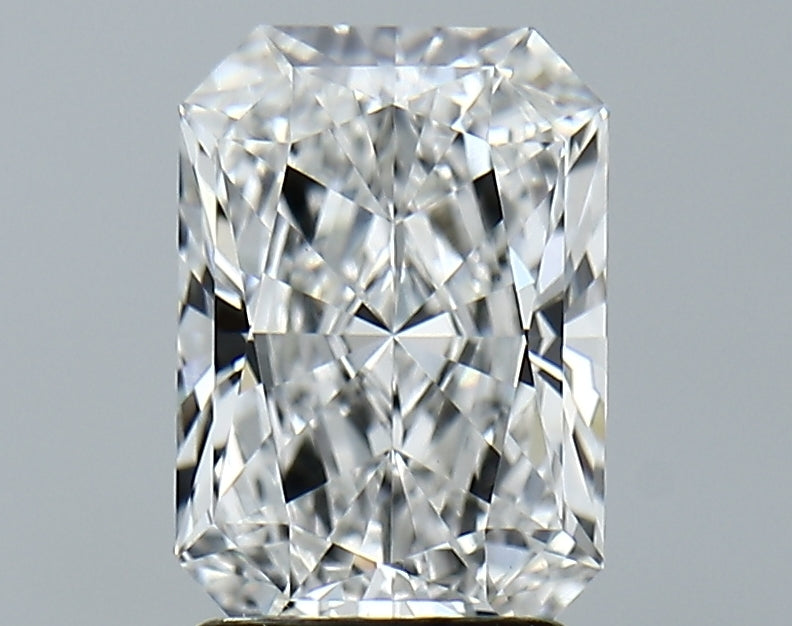 Lab-Grown 2.14 Carat Radiant Cut Diamond color E Clarity VVS2, precious stones, engagement diamonds