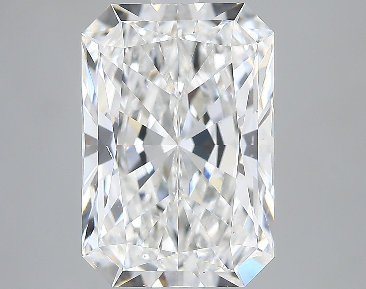 Lab-Grown 4.34 Carat Radiant Cut Diamond color E Clarity VVS2, precious stones, engagement diamonds