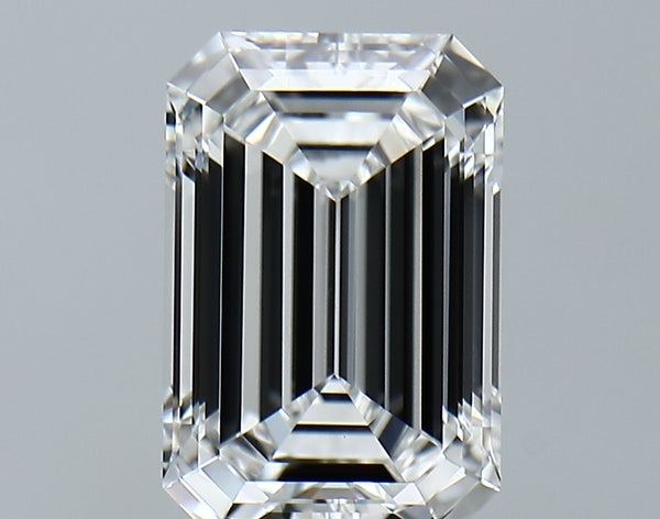 Lab-Grown 3.23 Carat Emerald Cut Diamond color E Clarity VVS2, precious stones, engagement diamonds