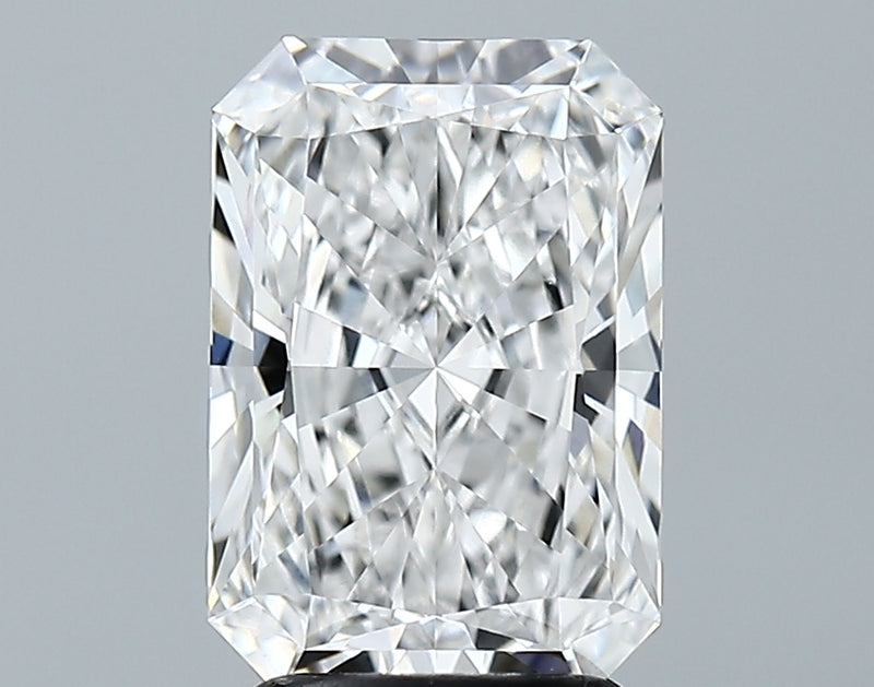 Lab-Grown 2.69 Carat Radiant Cut Diamond color E Clarity VVS2 With GIA Certificate, precious stones, engagement diamonds