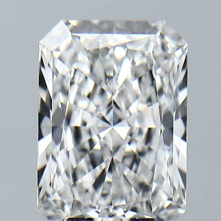 Lab-Grown 3.65 Carat Radiant Cut Diamond color E Clarity VVS2, precious stones, engagement diamonds