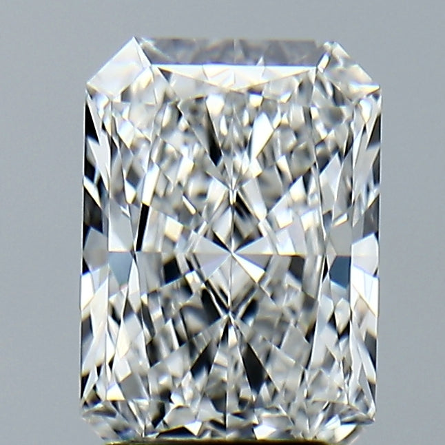 Lab-Grown 2.16 Carat Radiant Cut Diamond color E Clarity VVS2, precious stones, engagement diamonds