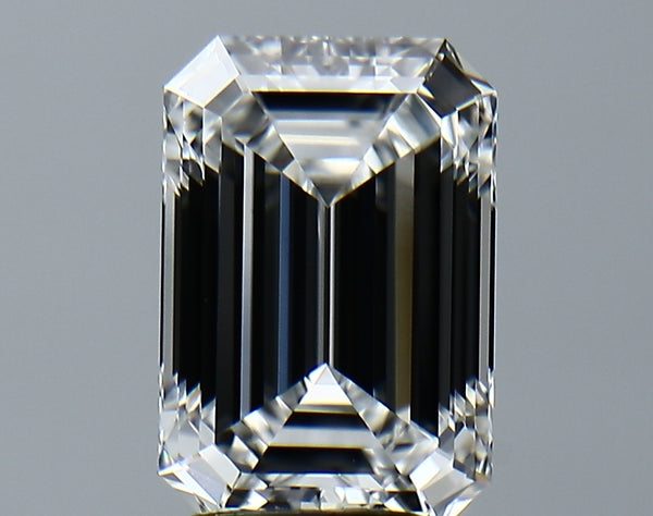Lab-Grown 3.76 Carat Emerald Cut Diamond color E Clarity VVS2, precious stones, engagement diamonds
