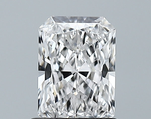 Lab-Grown 0.96 Carat Radiant Cut Diamond color E Clarity VVS1, precious stones, engagement diamonds