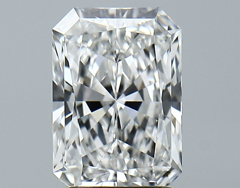 Lab-Grown 2.18 Carat Radiant Cut Diamond color E Clarity VS1, precious stones, engagement diamonds