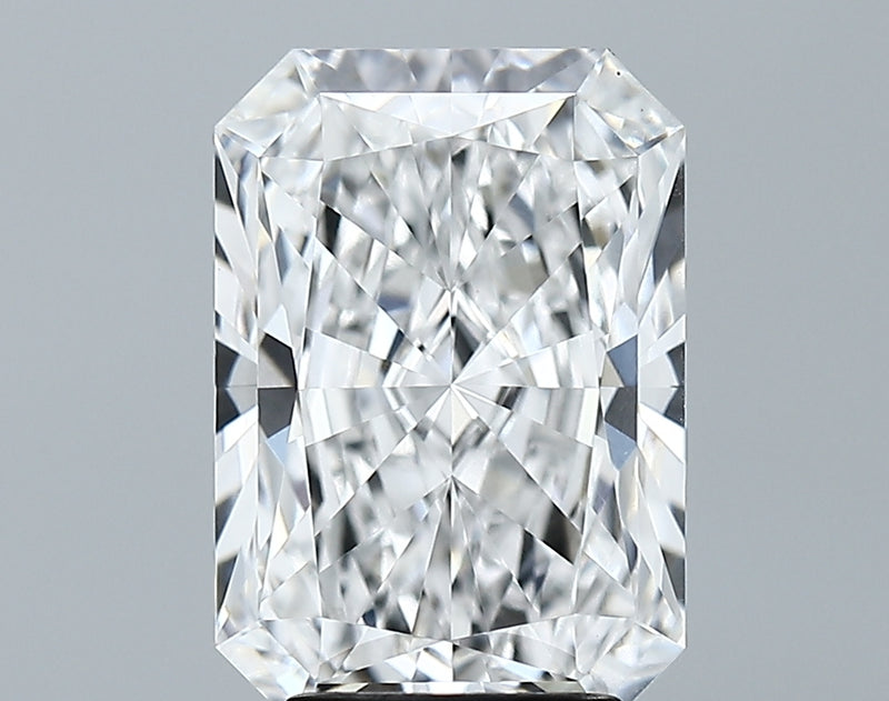 Lab-Grown 3.94 Carat Radiant Cut Diamond color E Clarity VVS2 With GIA Certificate, precious stones, engagement diamonds